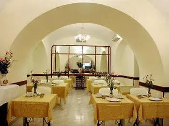 Hotel Altavilla 9 2*