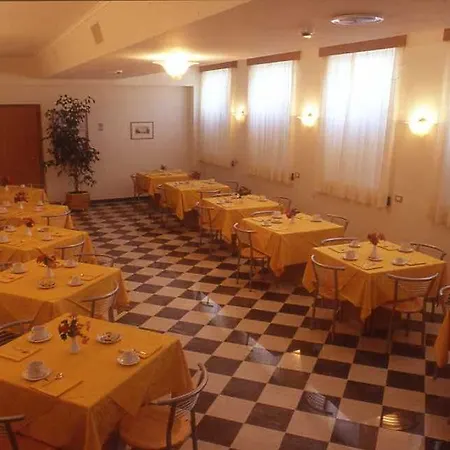 Casa Caburlotto Hotel 3*