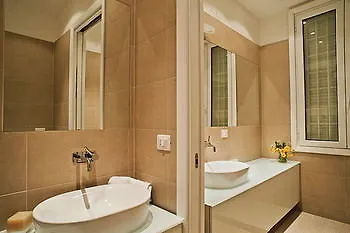 Rent In - Vatican Apartment *