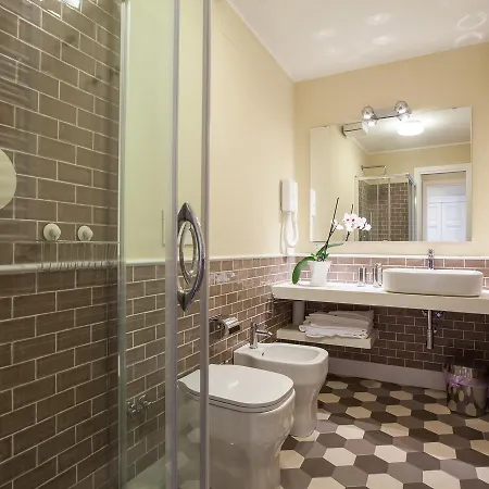 Residenza Maritti Contemporarysuite Guest house Rome