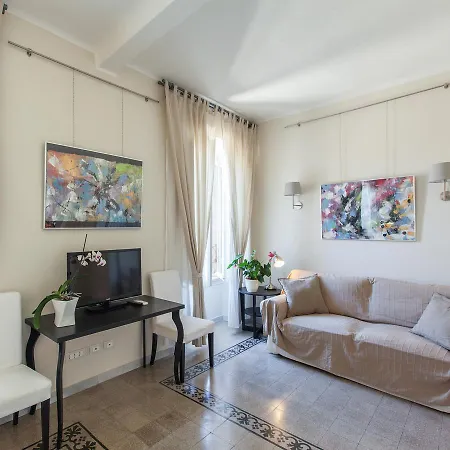 Residenza Maritti Contemporarysuite 2*