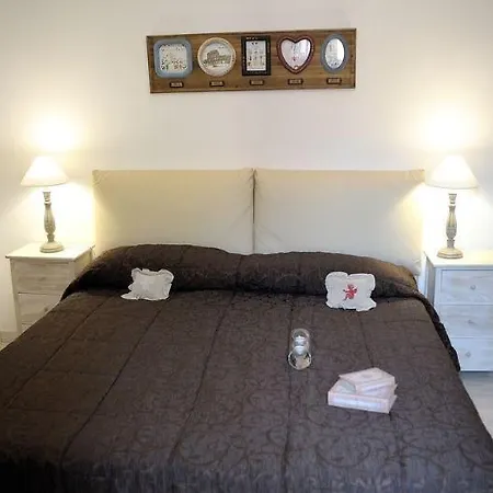 Aquarius Bed and Breakfast
