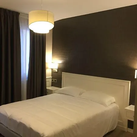 Hotel Museum 3*