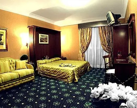 Luxury H 2000 3* Rome