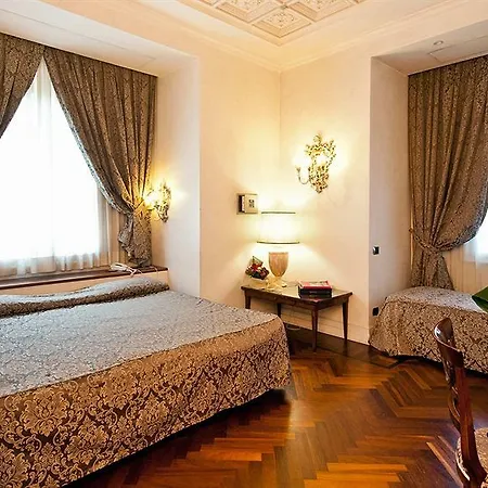 Hotel Aventino 3*