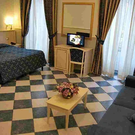 Anfiteatro Flavio 3* Řím