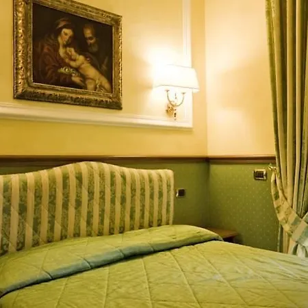 Hotel Donatello 3*