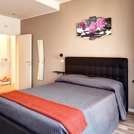 Pianeta 62 Guest house *