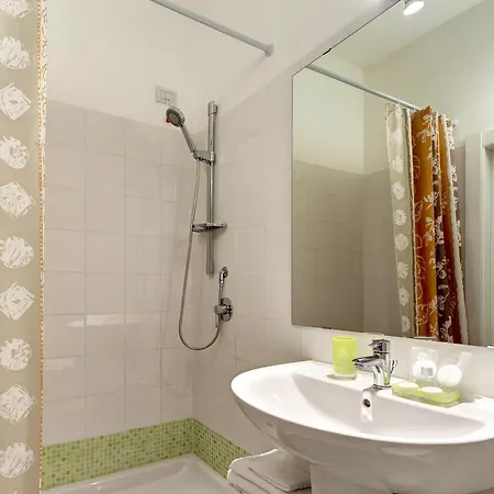Guest house Pianeta 62 *