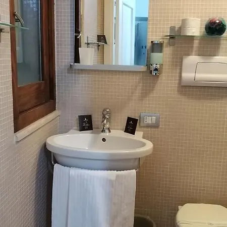 Relais Arco Della Pace 2* Rom