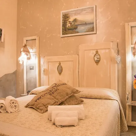 Mancini Shabby House Guest house 3*