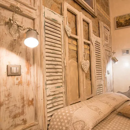 Mancini Shabby House