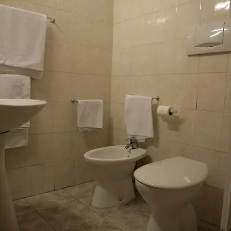 Industrial Hotel Roma