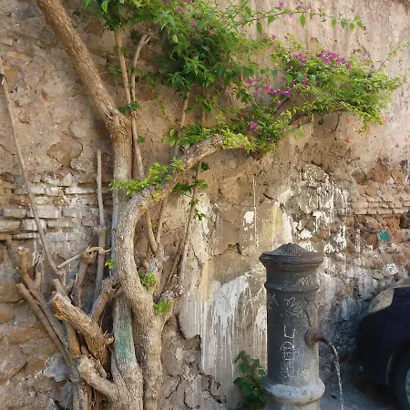 Ventisei Scalini A Trastevere Bed & Breakfast