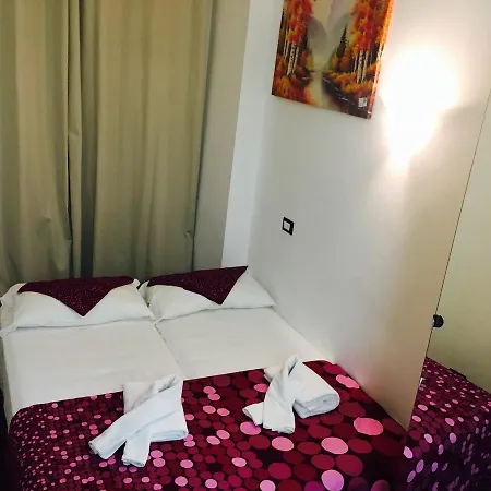 Casa de hóspedes Favola Romana - *