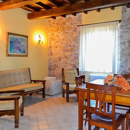 Tenuta Colfiorito Alloggio per agriturismo