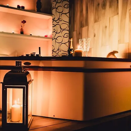 Domus Tacito Luxury Bed & Breakfast 2*
