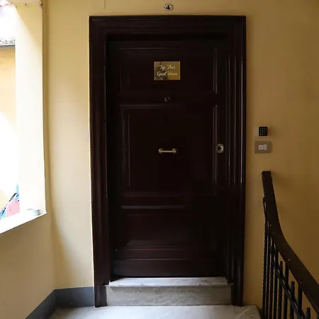 Domizia Floor 3* Rome