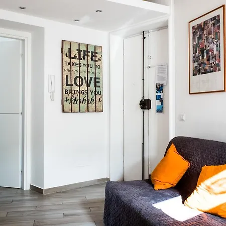 S. Giovanni Apartment *