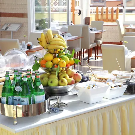 Exe Domus Aurea Hotel