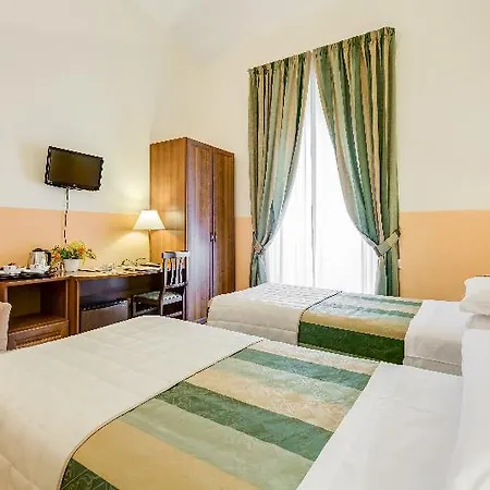 Hotel Domus Carmelitana 3*