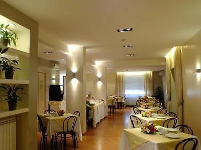 Hotel Consul