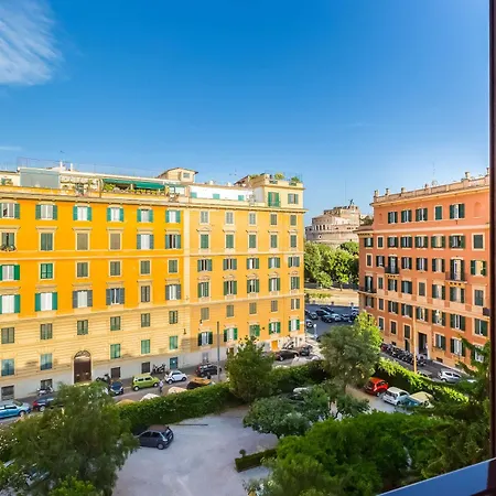 Hotel Domus Carmelitana 3*