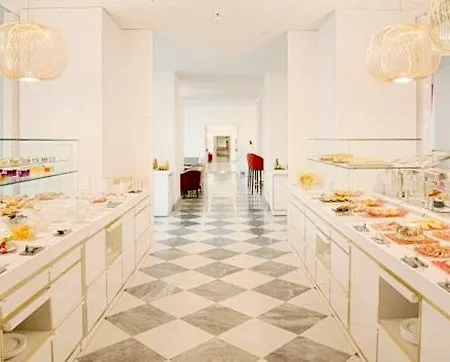 Отель Nh Collection Palazzo Cinquecento 5*