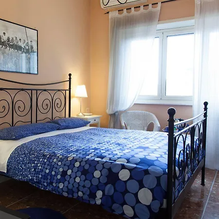 Santa Croce Bed & Breakfast 2*