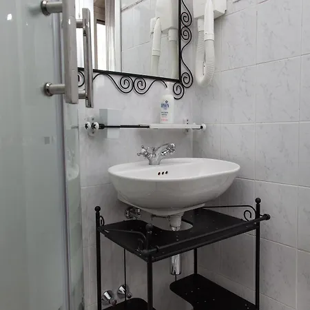 Santa Croce Bed & Breakfast 2*
