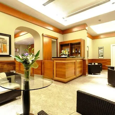 Hotel Lh Lloyd