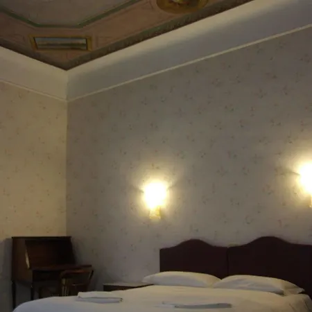 Hotel Texas 2*