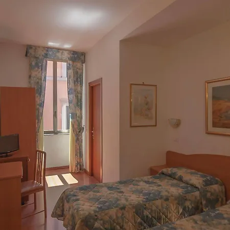 Hotel Tirreno Roma