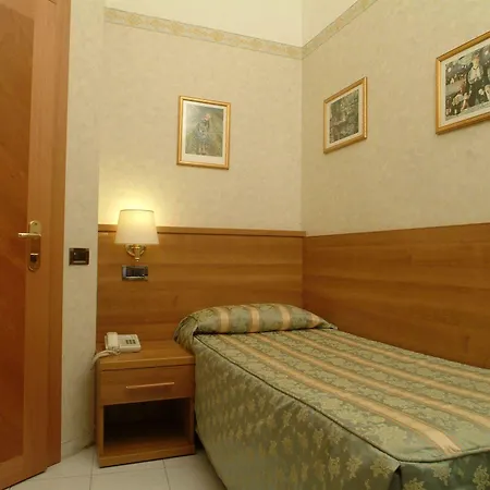 Teti Hotel 2*