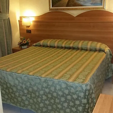 Hotel Teti 2*