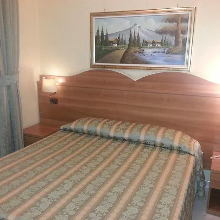 Teti Hotel 2*
