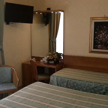 Teti Hotel 2*
