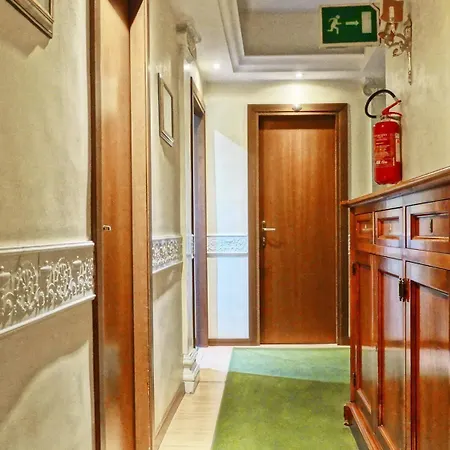 Hotel Dei Quiriti *