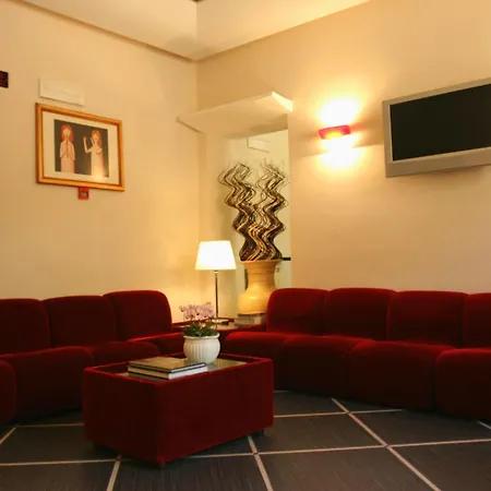 Garda Hotell