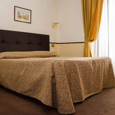 Hotell Garda 3*