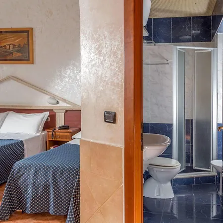 Luciani Hotel 2*