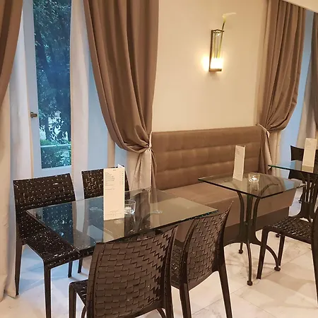 Ludovisi Palace Hotel Rome