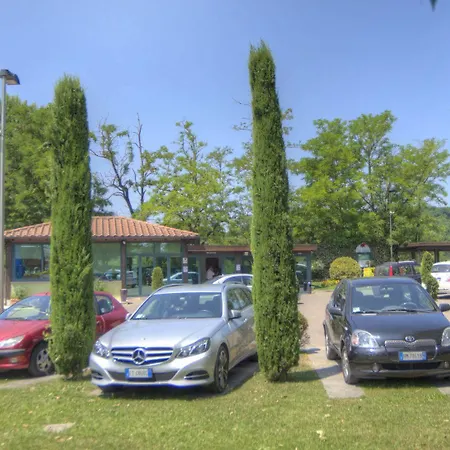 Flaminio Village Park Campsite
