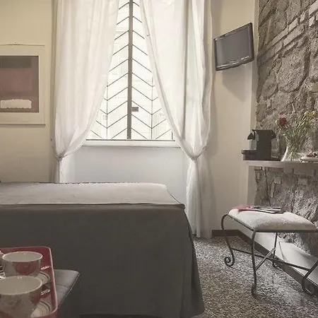 Πανσιόν Maison Colosseo