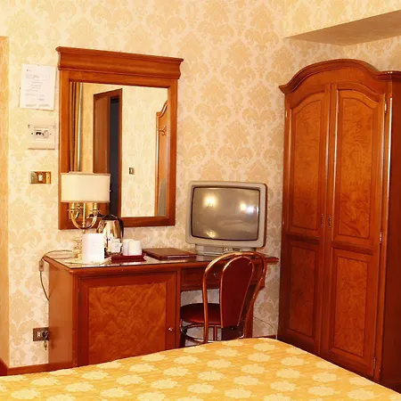 Hotel Pace Helvezia 4*