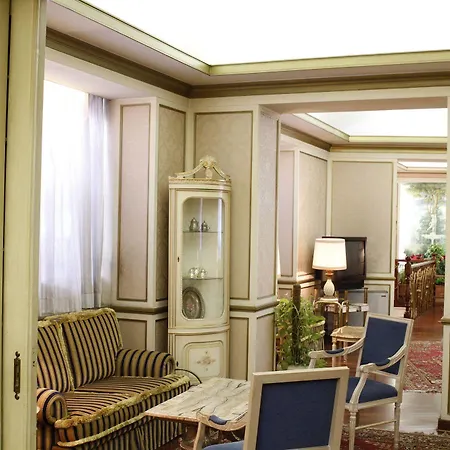 Eliseo Hotel 4*