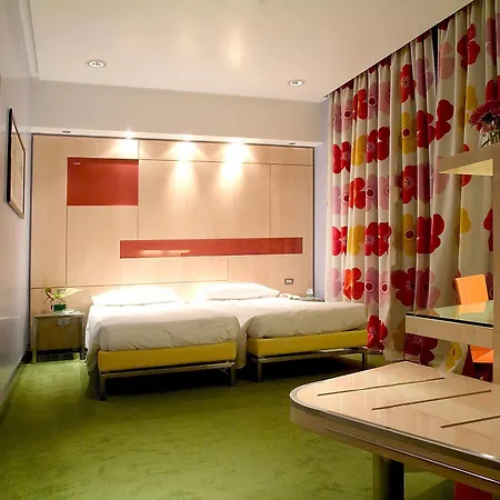 Hotel Albani 4*