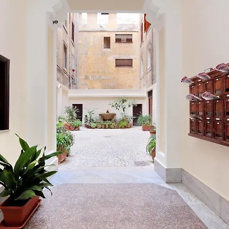 Guest house Lucky Domus 2*