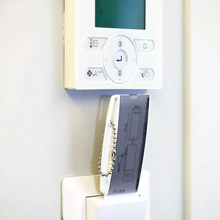 Nearhome Smart Guest house 2*