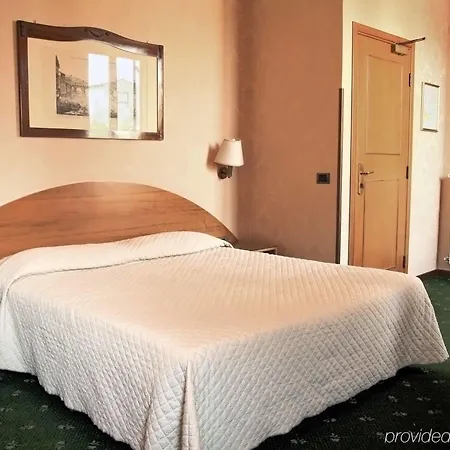 Hotel La Rovere Rome